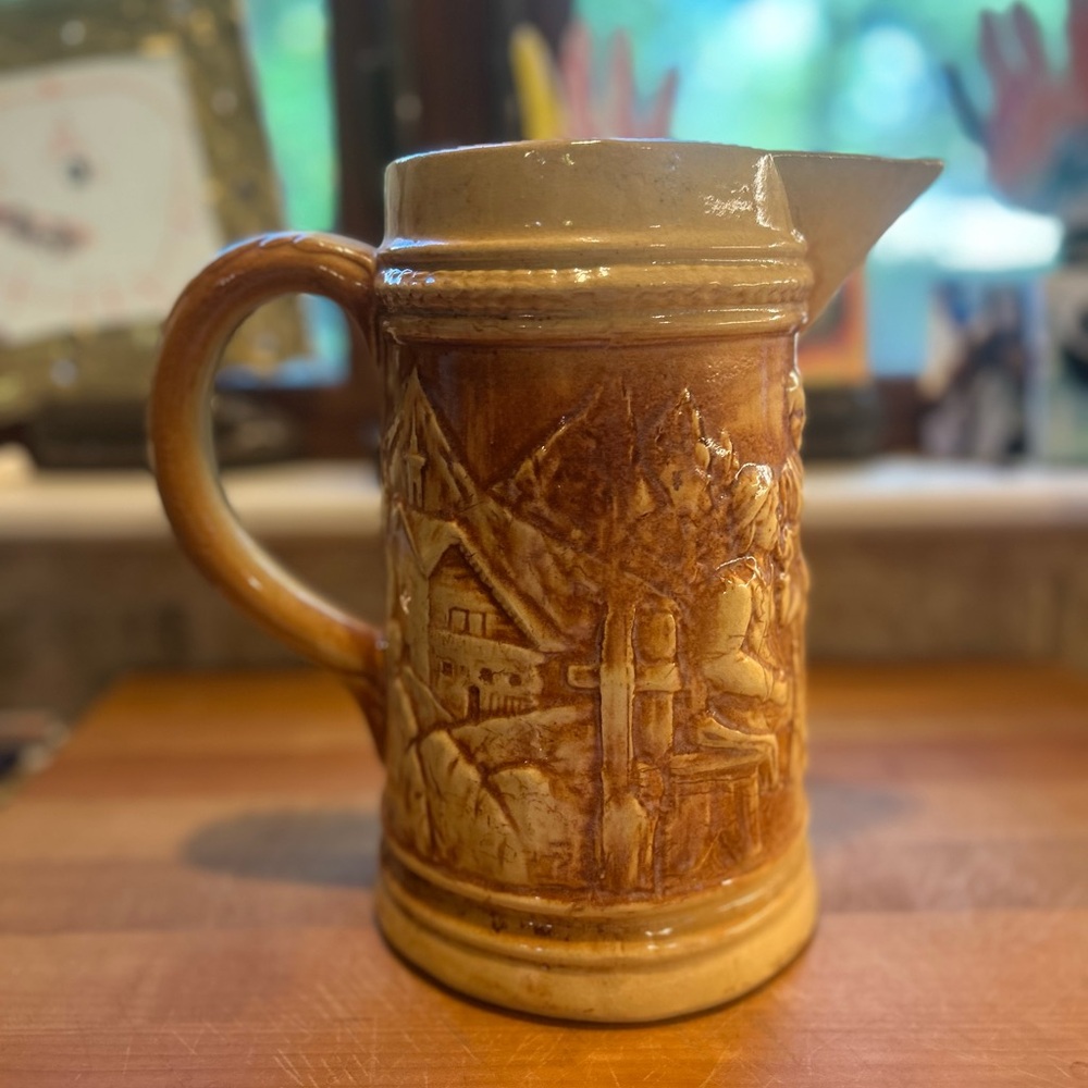 Hull Pottery Alpine Pitcher - Picture 3 of 3